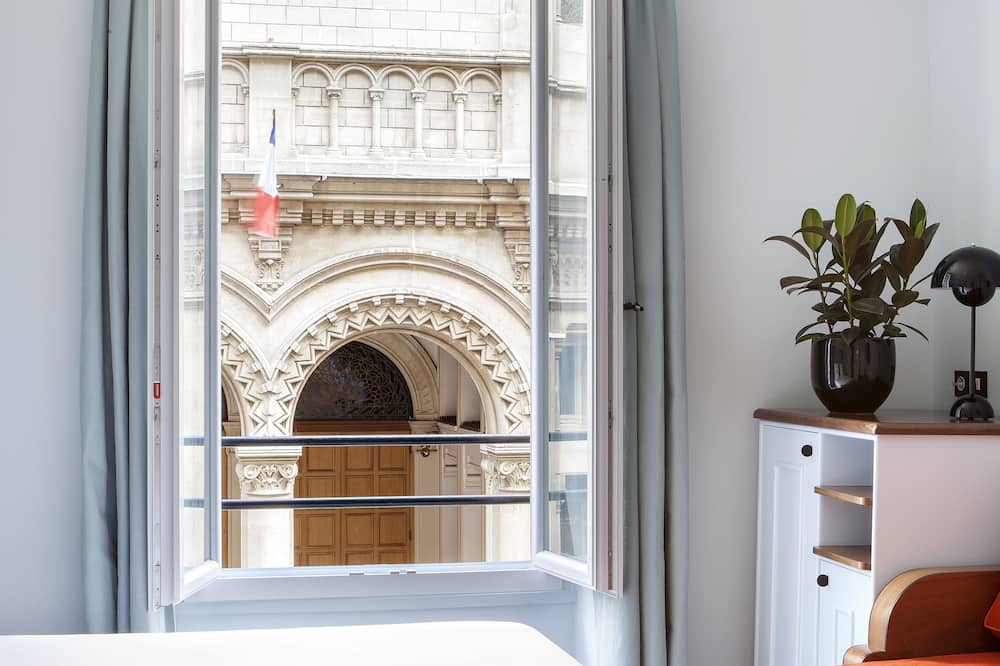 ホテル ビアンヴニュ 写真