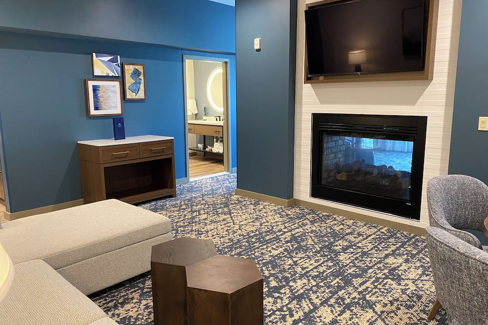 DoubleTree by Hilton Hotel Tinton Falls - Eatontown 写真