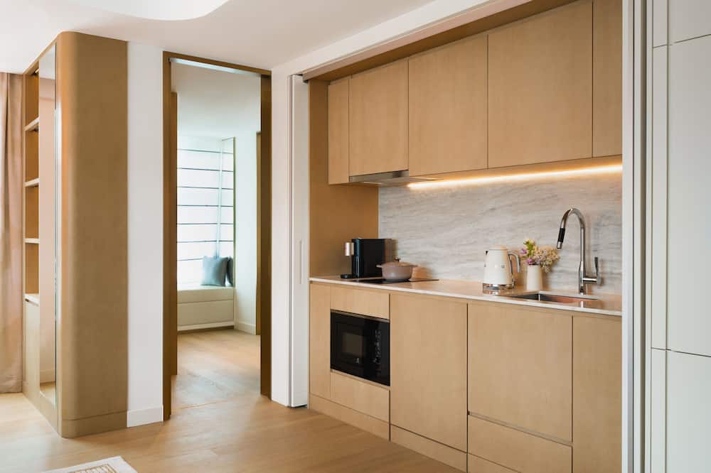 ランソン プレイス コーズウェイ ベイ ホンコン 写真