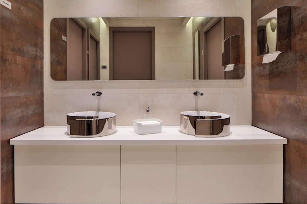 ベスト ウェスタン ホテル マディソン 写真