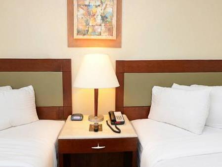 レキシントン イン & スイーツ NW シカゴ エルギン 写真