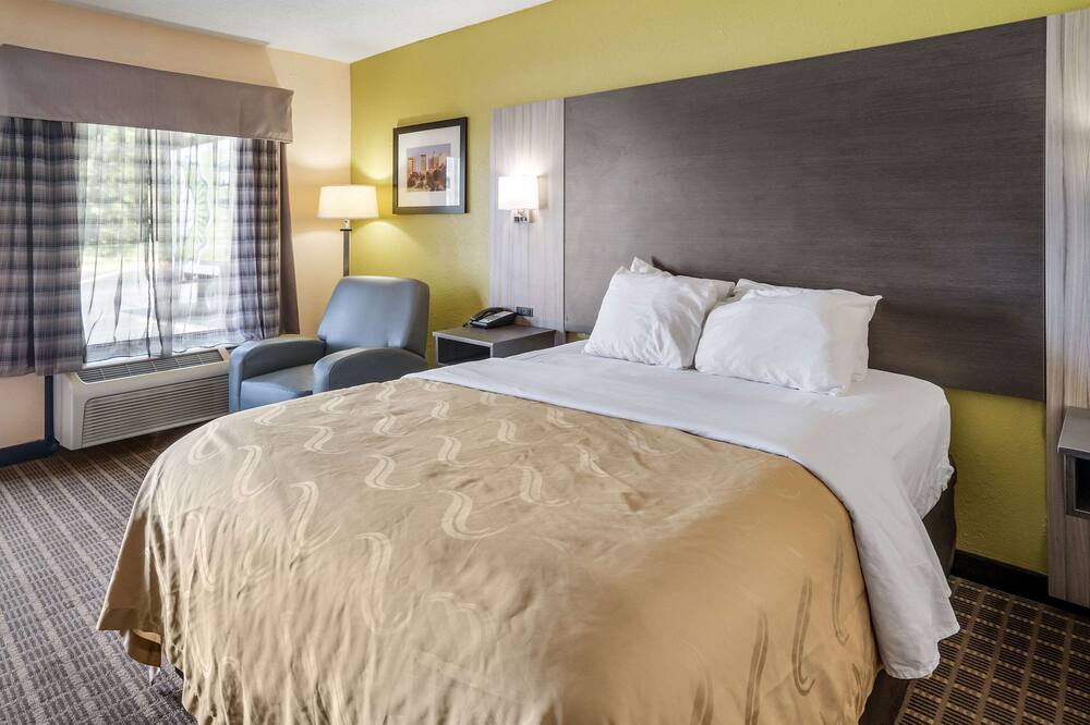 クオリティ イン グリーア - グリーンビル 写真