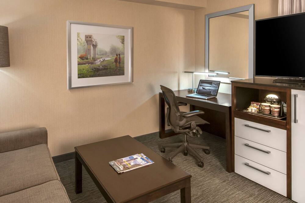 ダブルツリー バイ ヒルトン シカゴ ウッドデール エルクグローブ 写真