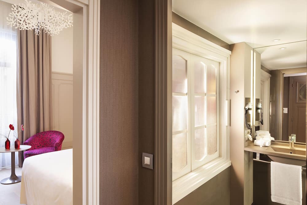 Oceania L'Univers Tours 写真