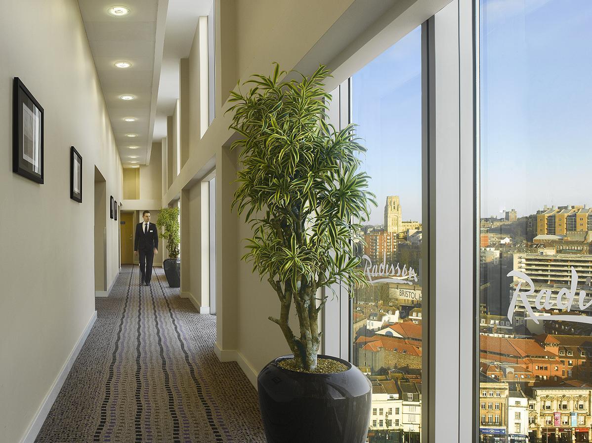 ラディソン ブル ホテル ブリストル 写真