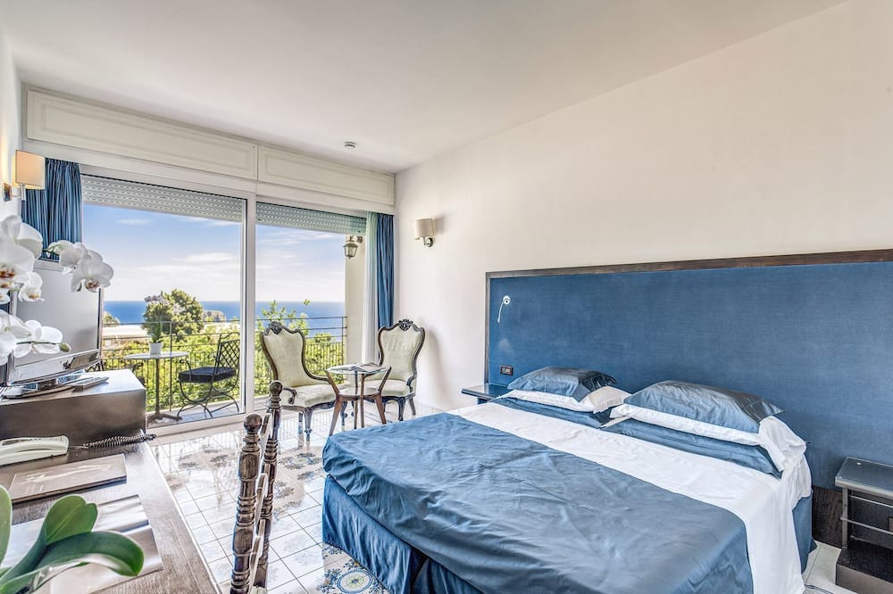 ホテル レジーナ クリスティナ 写真