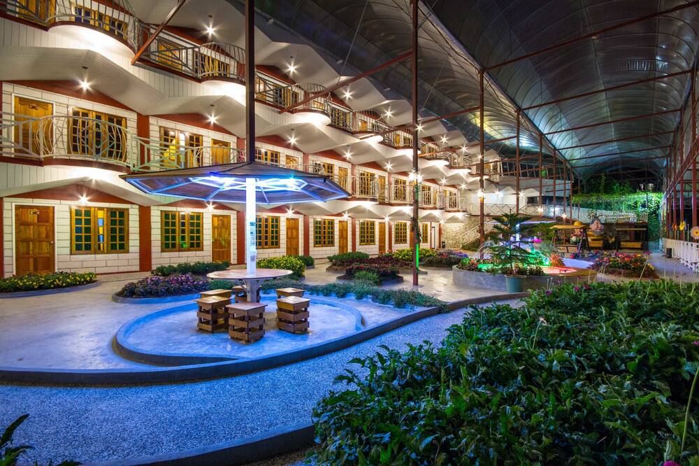 ケア ガーデン ゲストハウス 写真