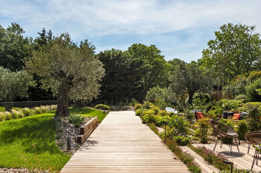 ベスト ウェスタン プラス ル ラヴァラン 写真