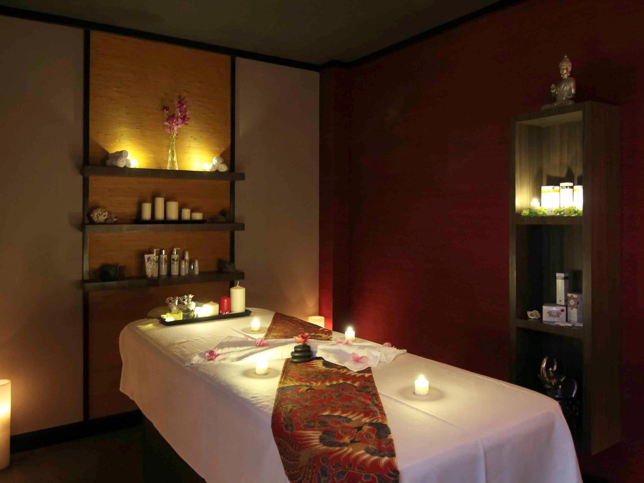 ノボテル ドバイ ワールド トレード センター 写真