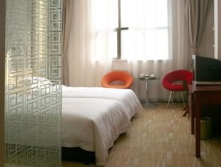 ゴールデン パレス ホテル 写真