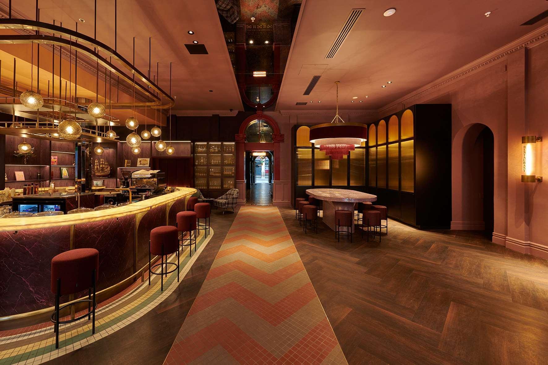 ナウミホテルウェリントン 写真