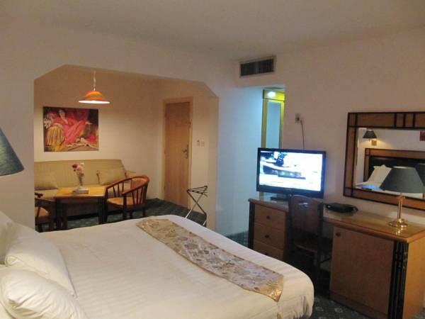 エドム ホテル 写真