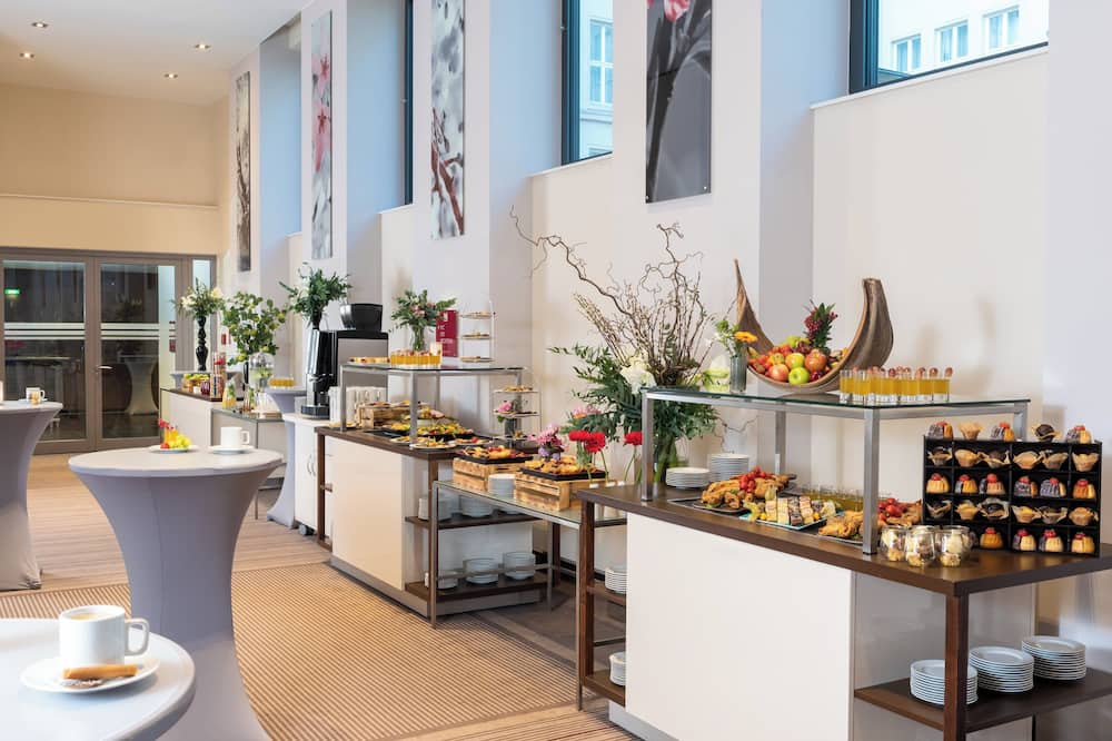 レオナード ローヤル ホテル ベルリン アレクサンダープラッツ 写真