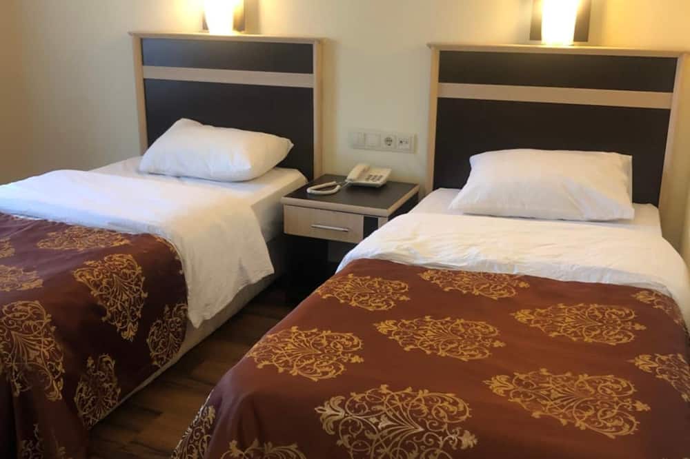 ホテル ユーフラト ネムルート 写真