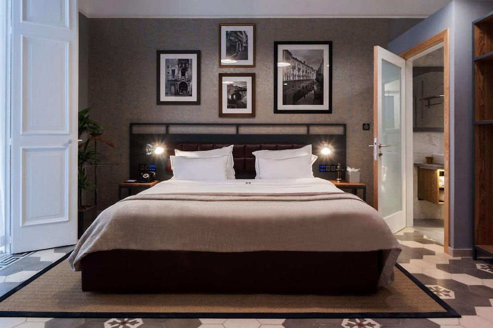 Aクス ザ セント ジョン 写真