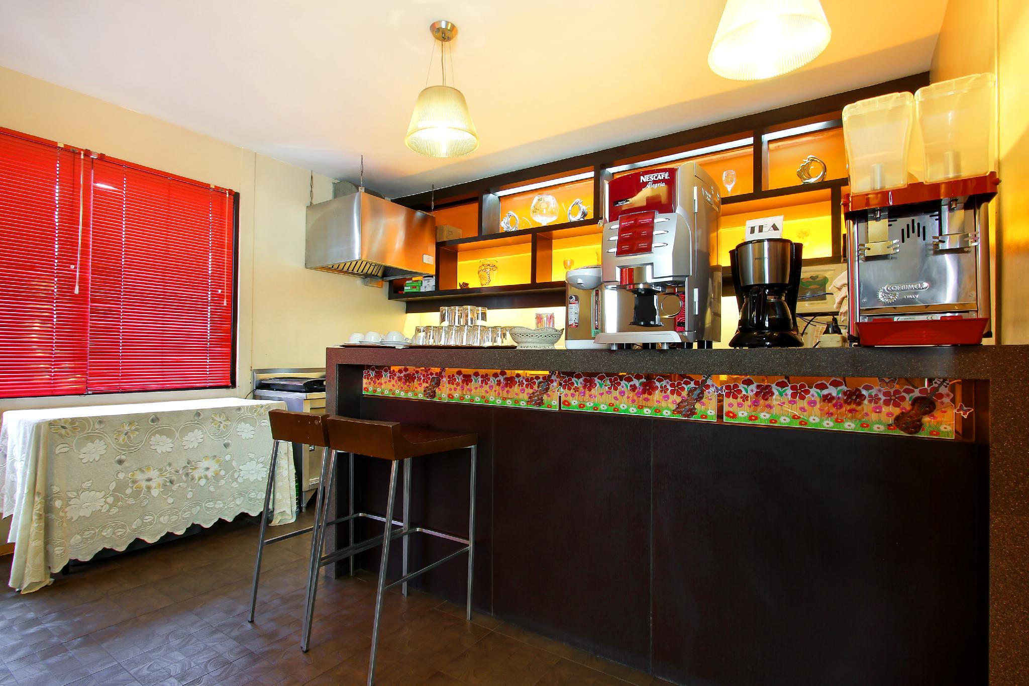 バリーズ シーロム 写真