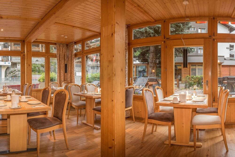 ホテル - ステーキハウス ケミネ 写真