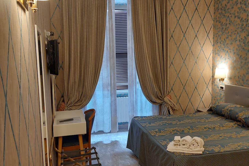 ホテル デメトラ キャピトリーナ 写真