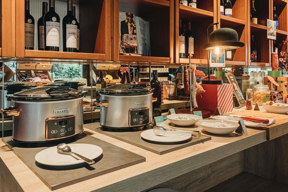 イビス スタイルズ フィゲレス ロンダ 写真