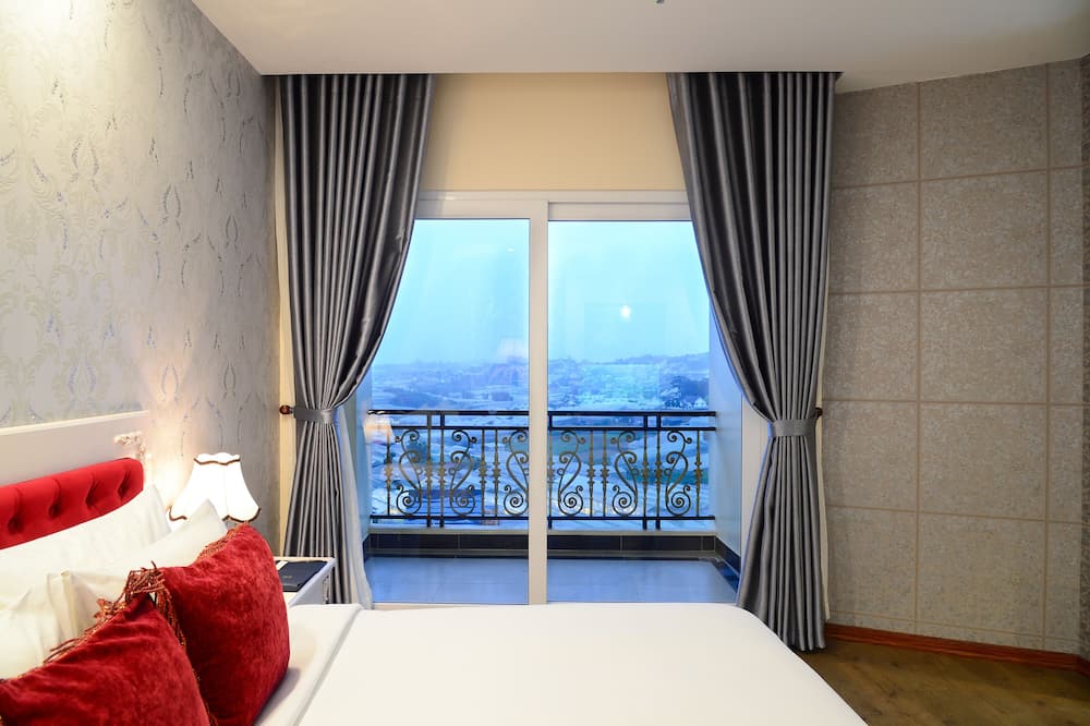 ラダラット ホテル 写真