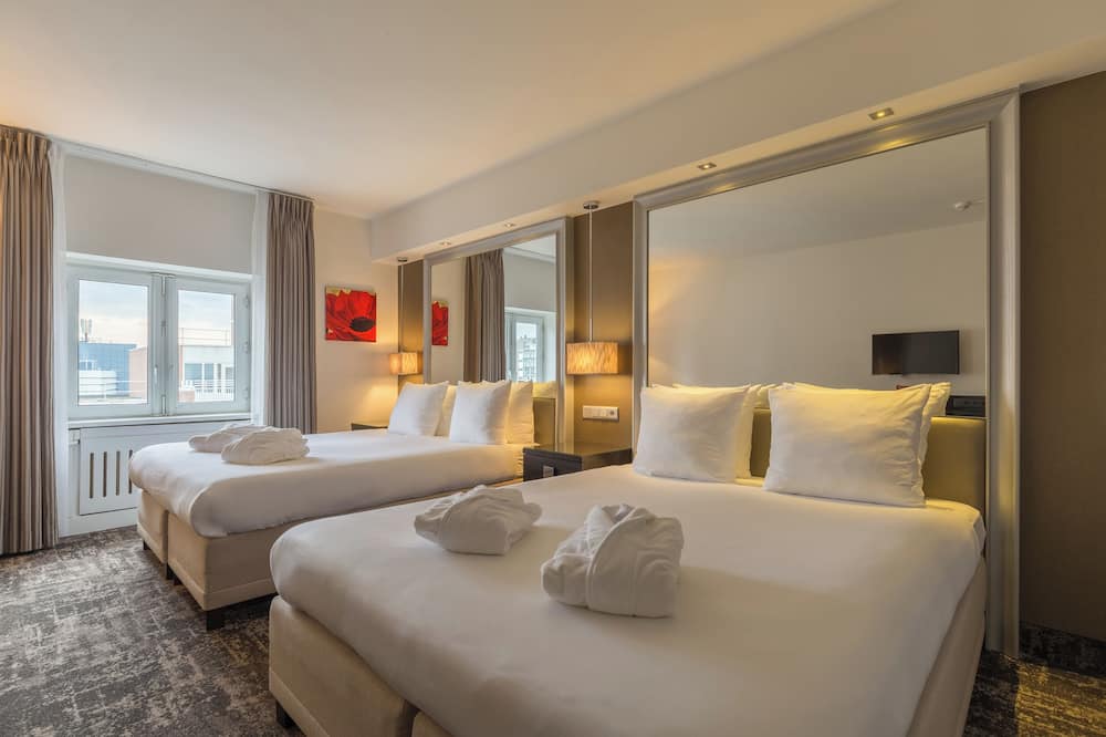 グランドホテルアムラス クラウス デンハーグ スヘフェニンゲン 写真