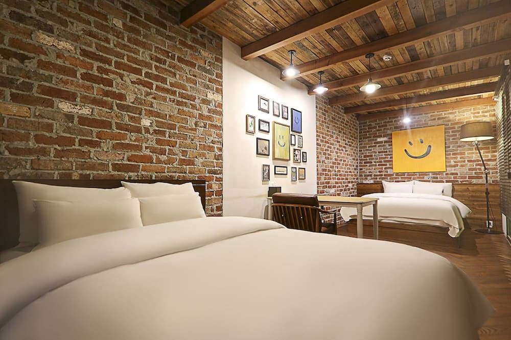 ホテル ザ デザイナーズ ジョンノ 写真