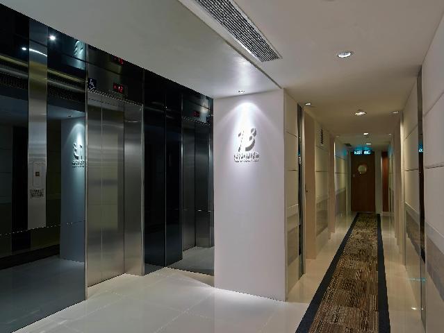 スタンフォード ヒルビュー ホテル 写真