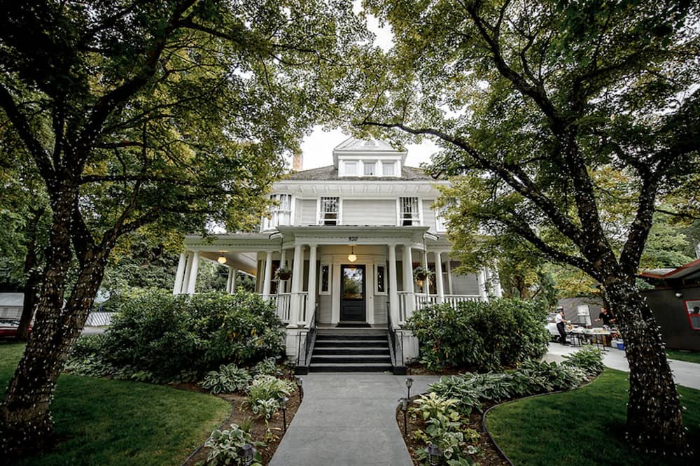 ブラックウェル ホテル 写真