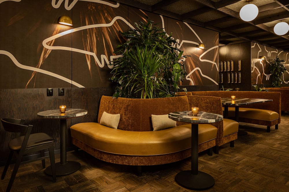 エミリー ホテル 写真