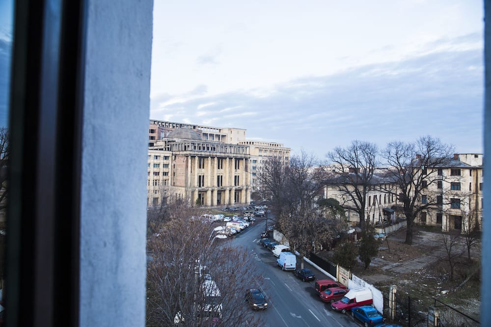 アベニュー パリアメント 写真