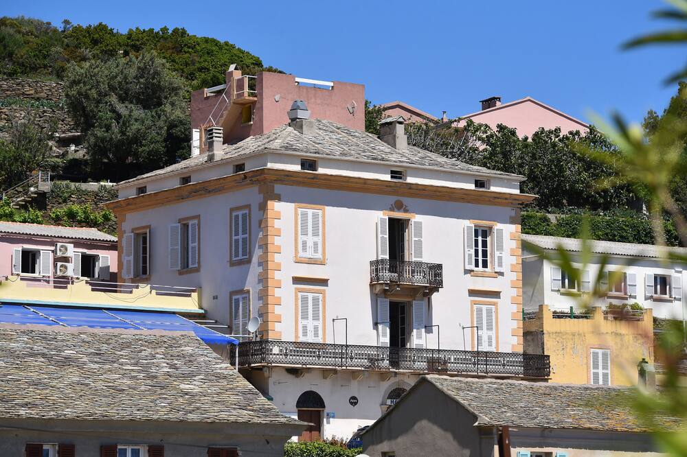 ホテル レストラン ユー パトリアク 写真