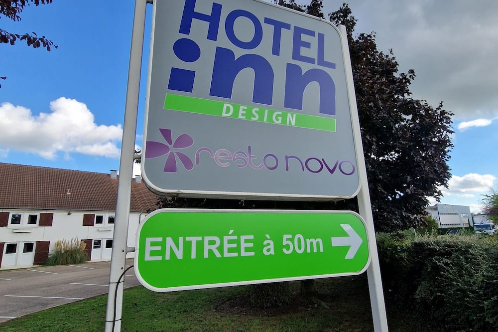 Hotel Campanile Laval Quest 写真