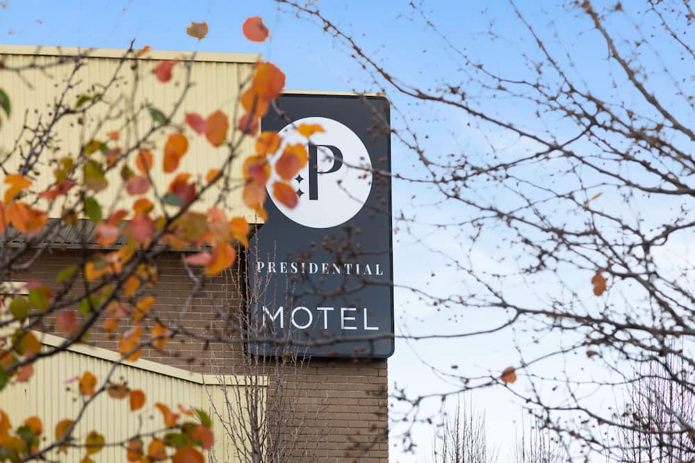 Presidential Motel 写真