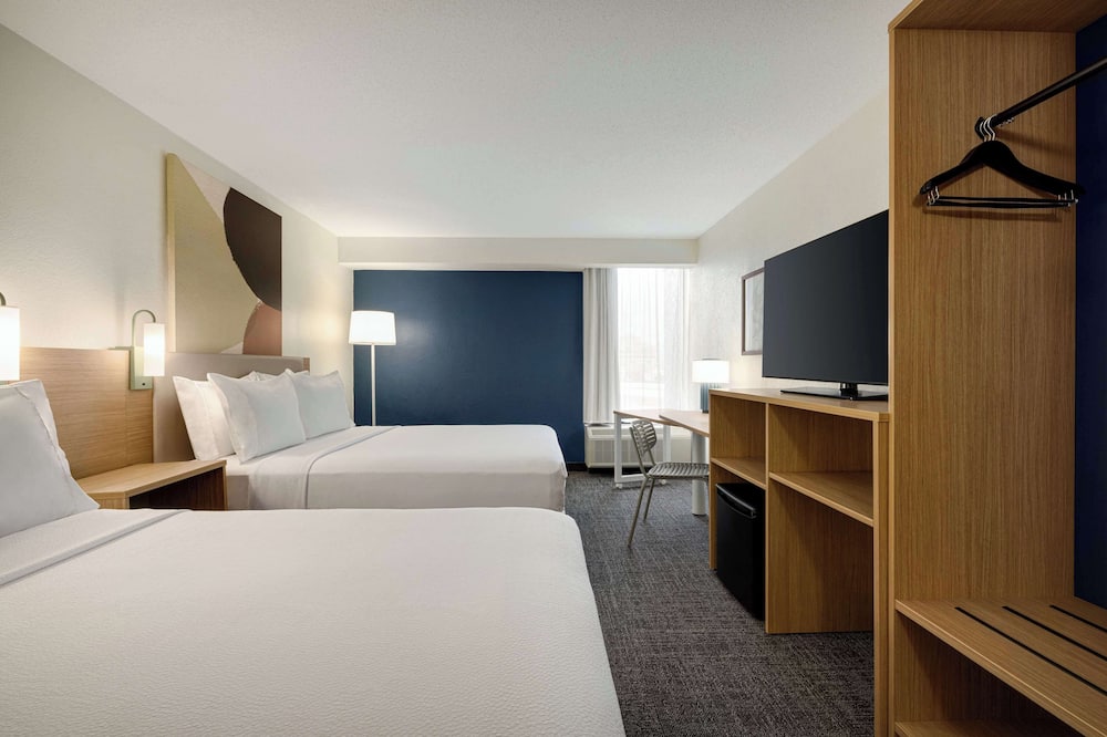 スパーク バイ ヒルトン ナッシュビル アット オプリーランド 写真