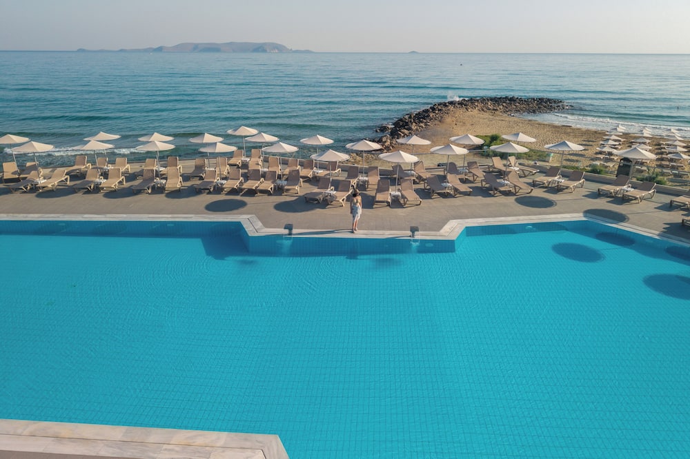 テミス ビーチ ホテル 写真