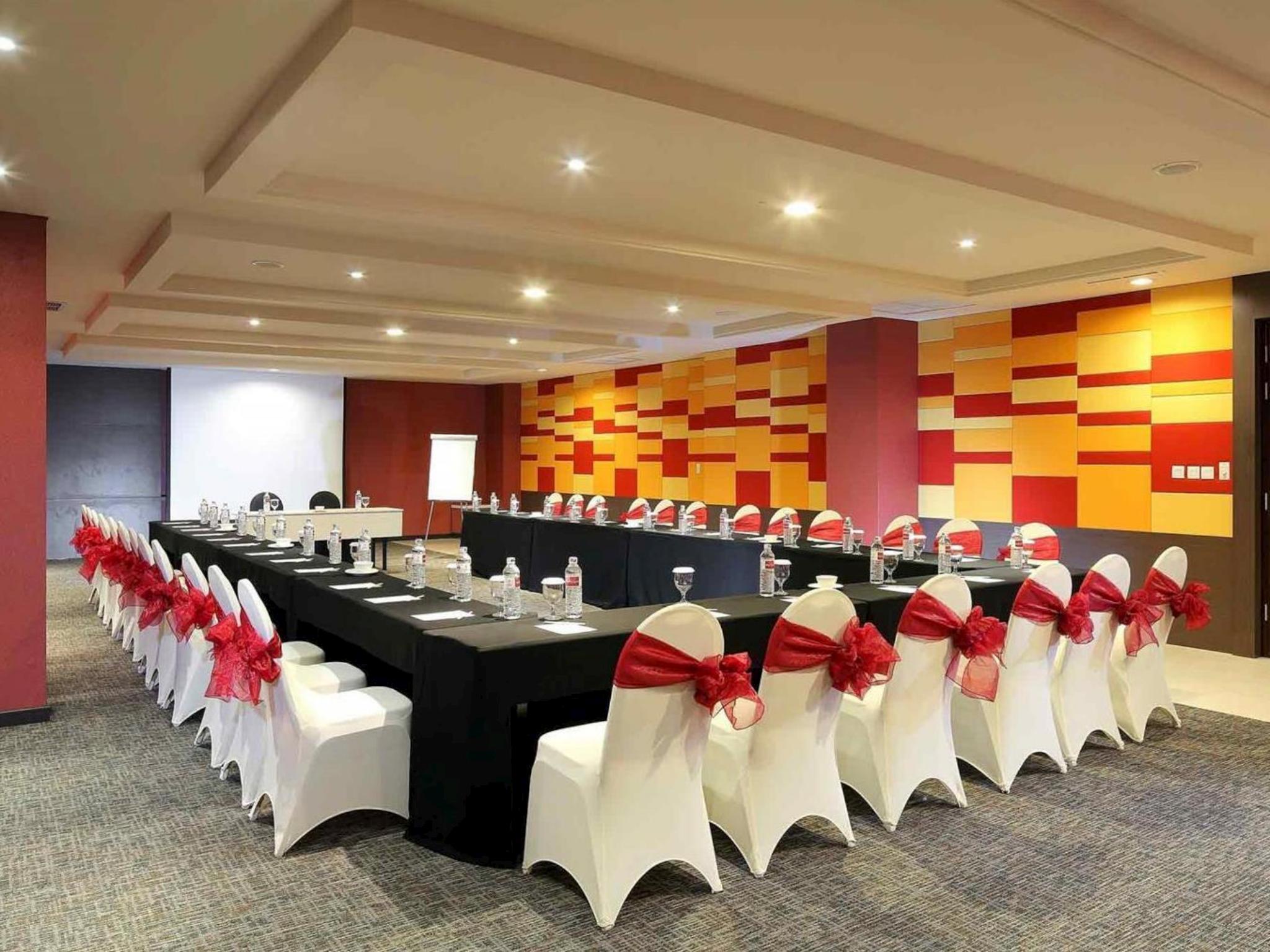 メルキュール パダン ホテル 写真