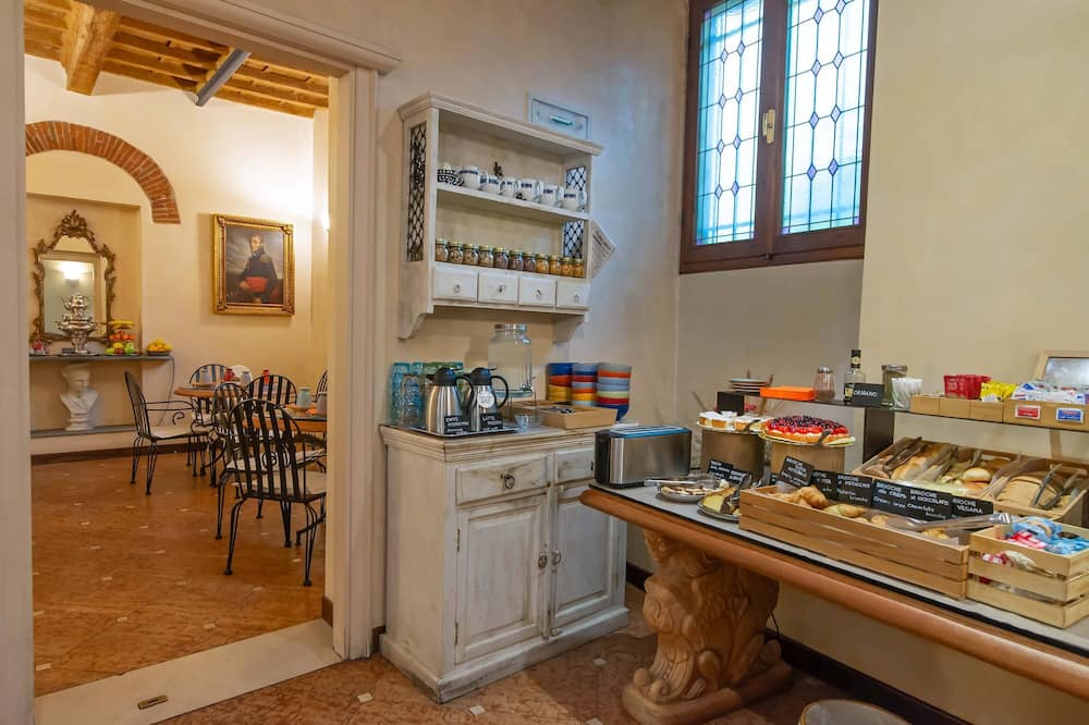 ホテル ポルタ ファエンツァ 写真