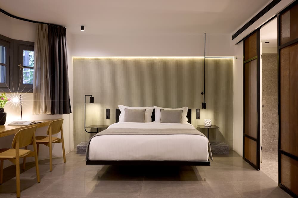 インアテネ 写真