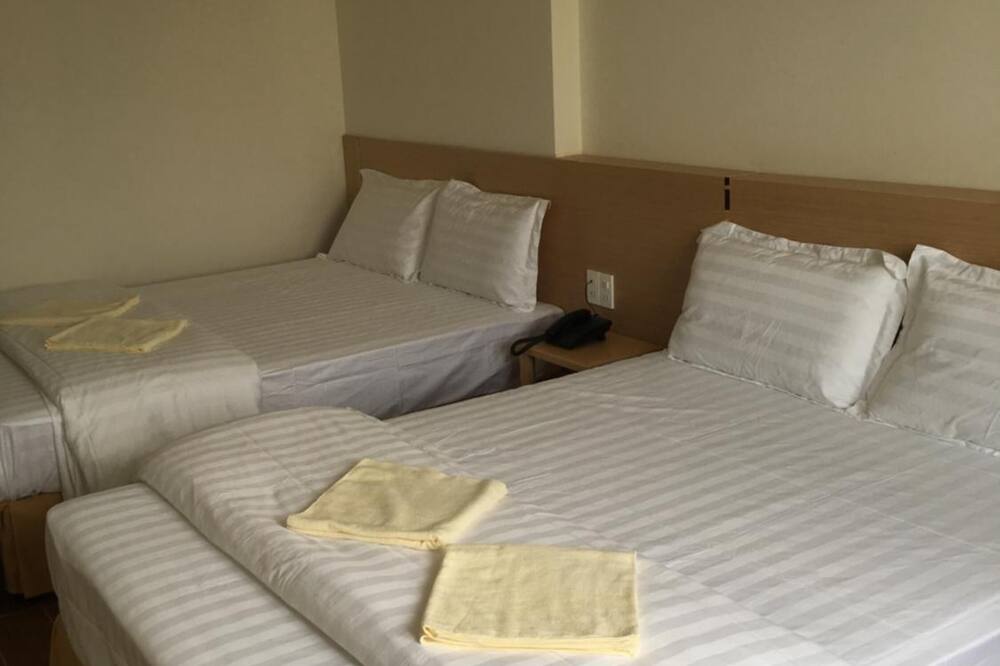 フォン リー リー ホテル 写真