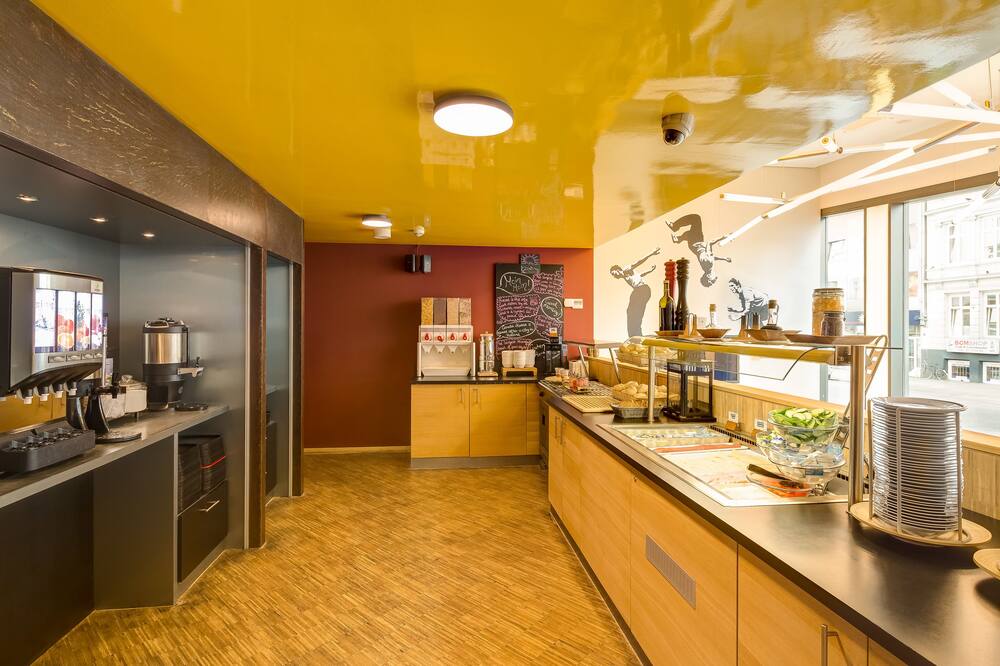 ジェネレーターハンブルグ 写真