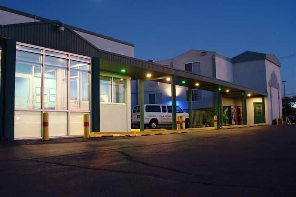 オヘア イン & スイーツ 写真