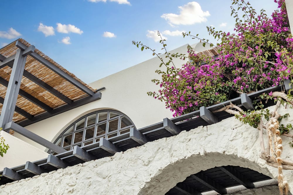 スコルピオス ビーチ サントリーニ 写真