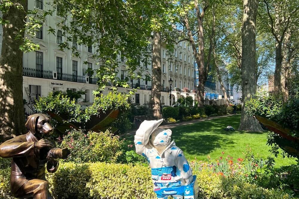 テューダー コート ホテル 写真