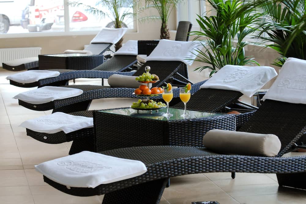 アンバサダー セントラム 写真