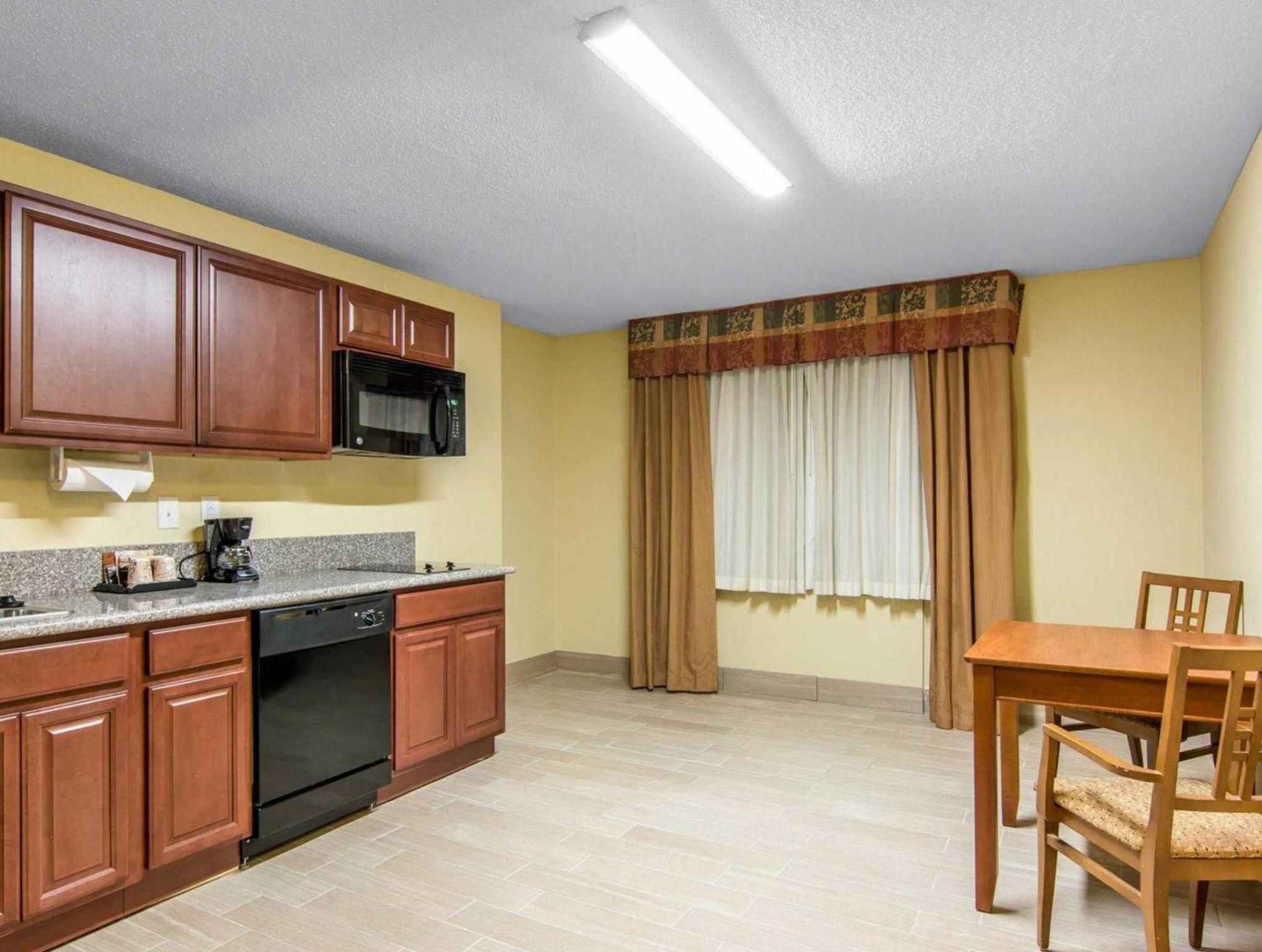 メインステイ スイーツ ウィリアムズバーグ ヒストリック エリア 写真