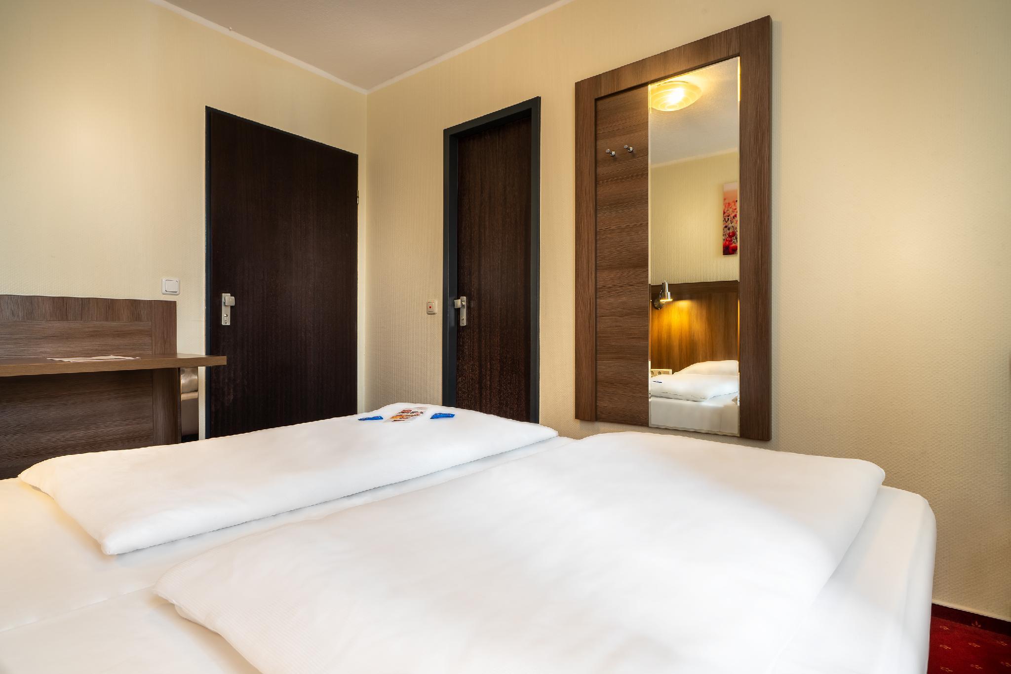 ホテル レオネット 写真