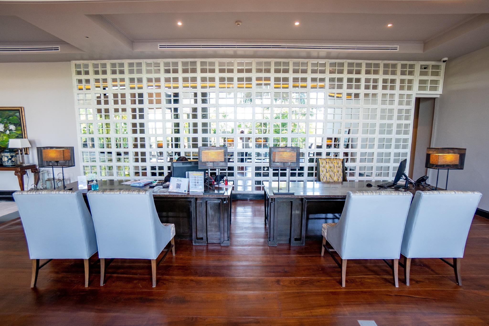 グランド リバーサイド ホテル 写真