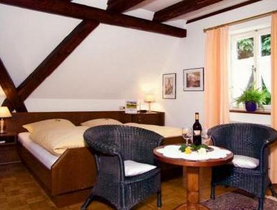 ホテル レストラン ゴルデネス ラム 写真