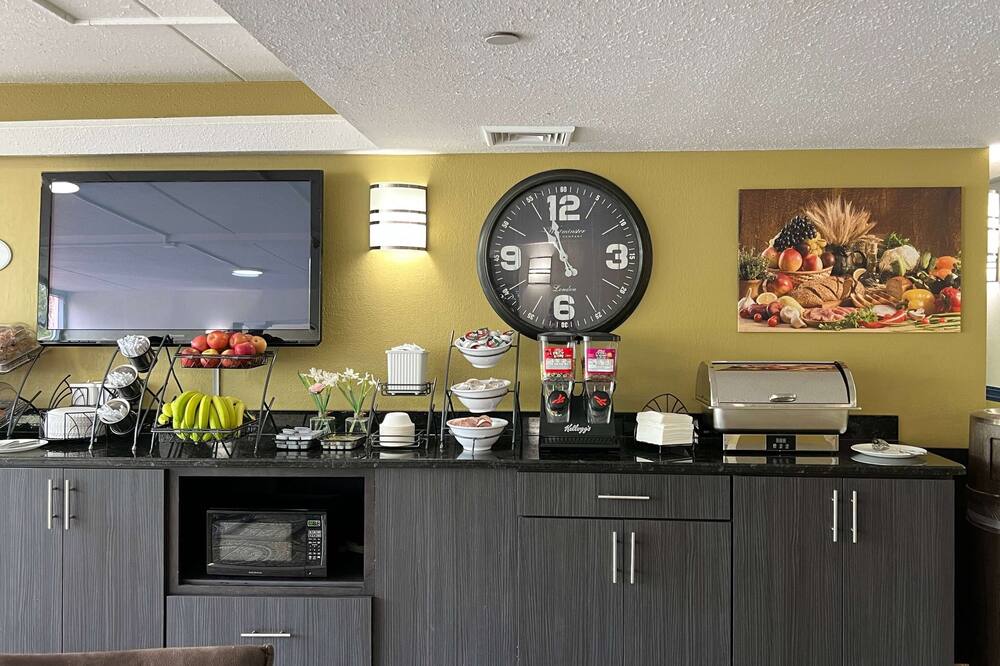 ベイモント バイ ウィンダム アディソン 写真