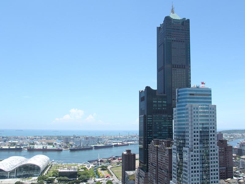 イーチ ファミリー 写真